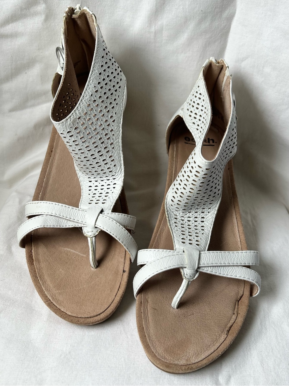 Earth Shoes Pisa Olea wedge sandals